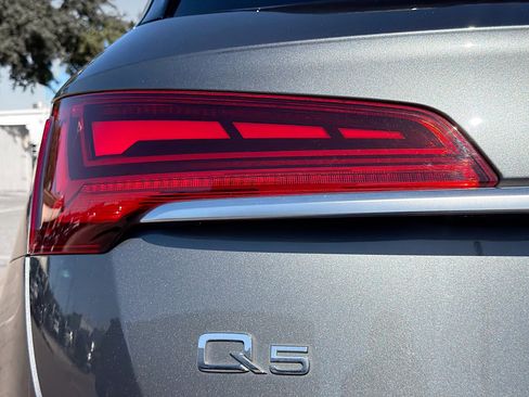 Certified 2022 Audi Q5 2.0T Premium Plus w/ Premium Plus Package image 10