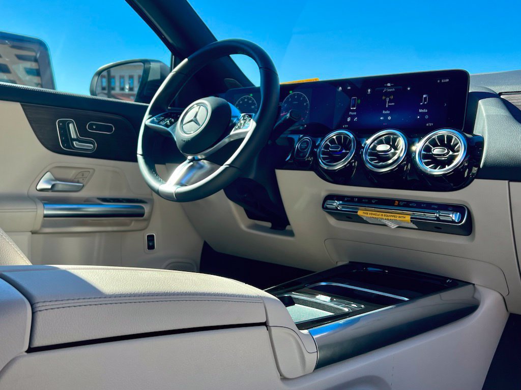 Certified 2026 Mercedes-Benz GLA 250 4MATIC image 10