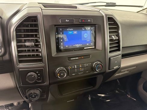 Used 2017 Ford F150 XLT w/ Trailer Tow Package image 15