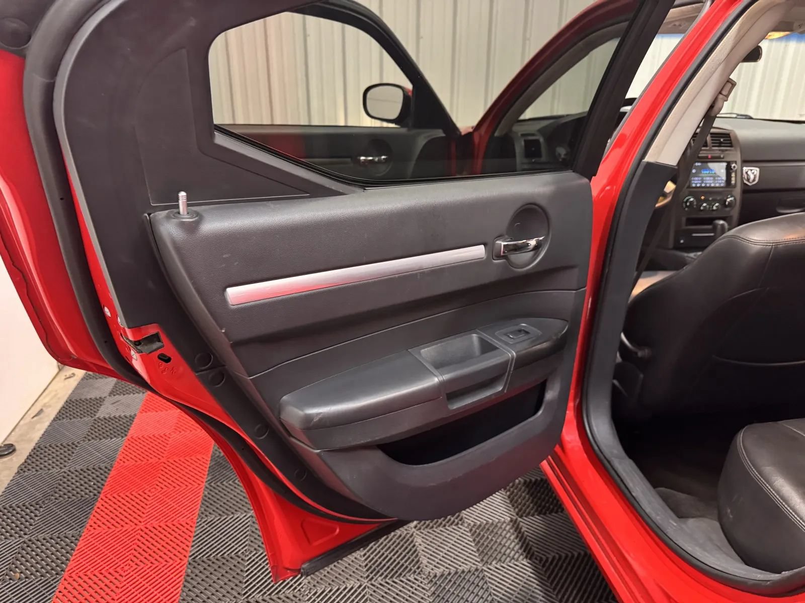 Used 2010 Dodge Charger R/T RWD image 35