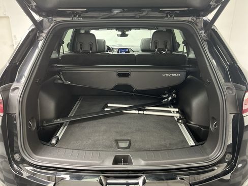 Used 2019 Chevrolet Blazer RS AWD/4WD image 3