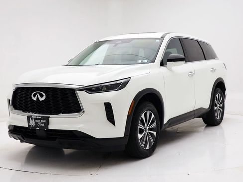 Used 2023 INFINITI QX60 Pure image 4