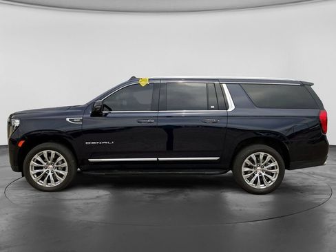 Used 2024 GMC Yukon XL Denali w/ Advanced Technology Package AWD/4WD image 10