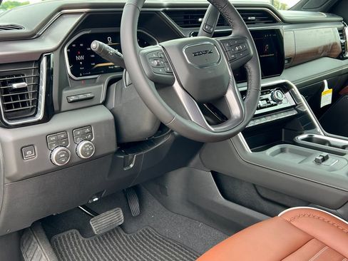 New 2026 GMC Sierra 3500 Denali Ultimate AWD/4WD image 29