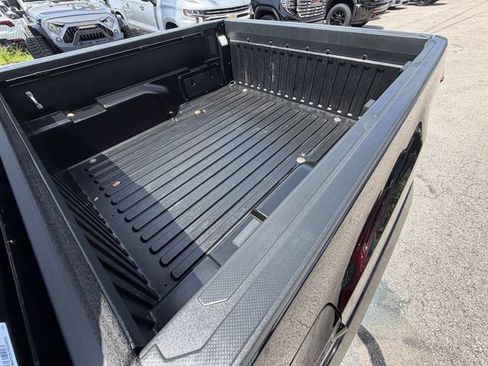 Used 2023 Toyota Tacoma SR5 w/ Technology Package RWD image 10