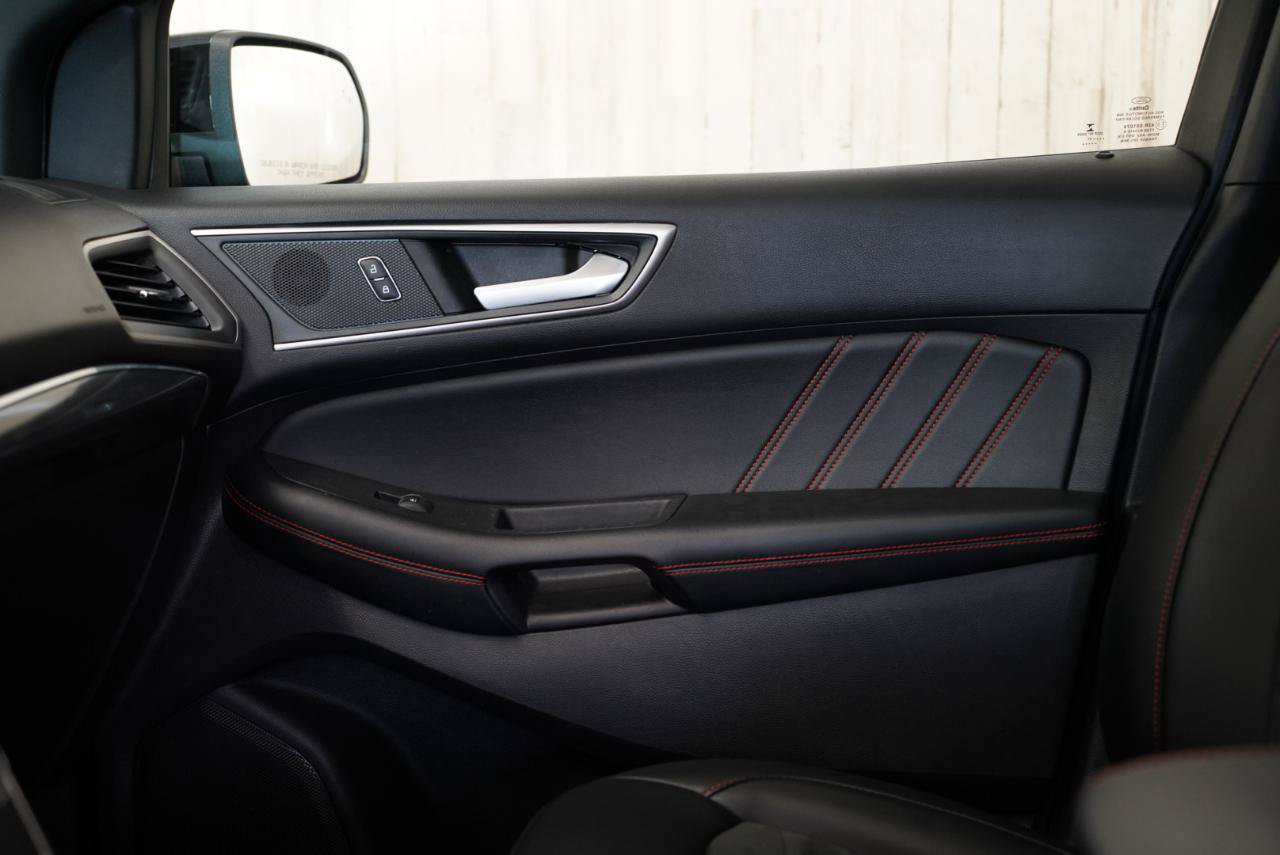 Used 2021 Ford Edge ST-Line AWD/4WD image 32