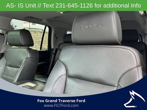 Used 2017 GMC Yukon Denali AWD/4WD image 16
