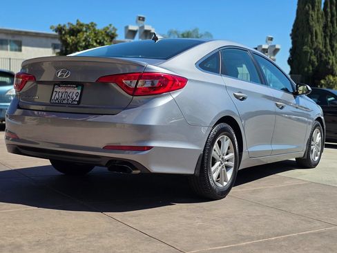 Used 2016 Hyundai Sonata SE FWD image 12