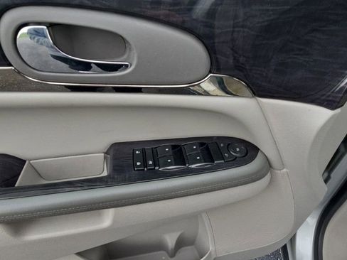 Used 2017 Buick Enclave Convenience image 23