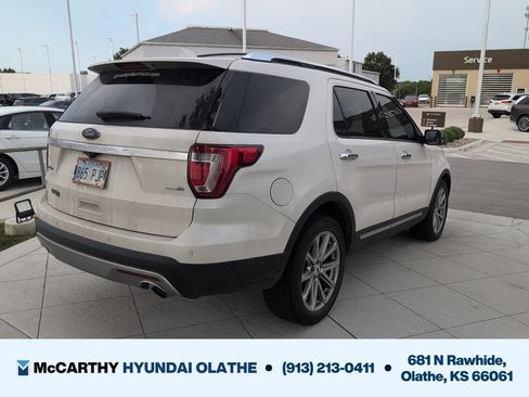 Used 2017 Ford Explorer Limited w/ Equipment Group 303A AWD/4WD image 11
