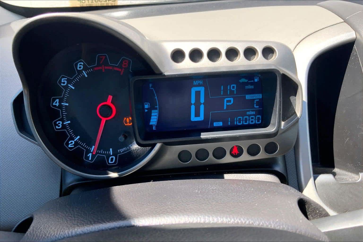 Used 2014 Chevrolet Sonic LT FWD image 17