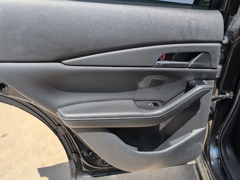 Used 2025 MAZDA CX-30 AWD 2.5 S w/ Preferred Package image 15