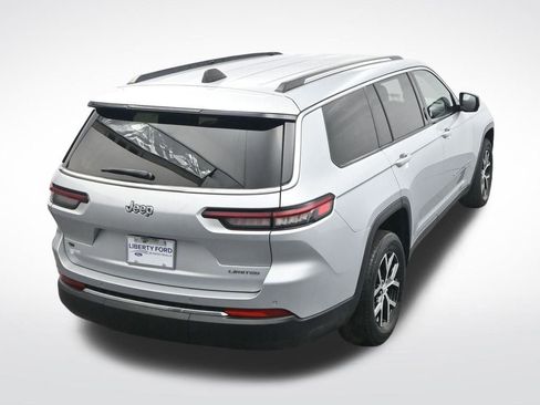 Used 2023 Jeep Grand Cherokee L Limited image 29