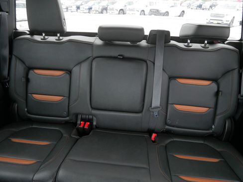 Used 2021 GMC Sierra 1500 AT4 image 13