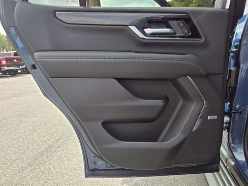 New 2026 GMC Yukon Elevation image 30