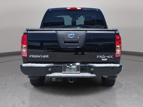 Used 2010 Nissan Frontier PRO-4X RWD image 7