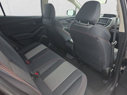 Used 2022 Subaru Crosstrek 2.0i Premium image 11