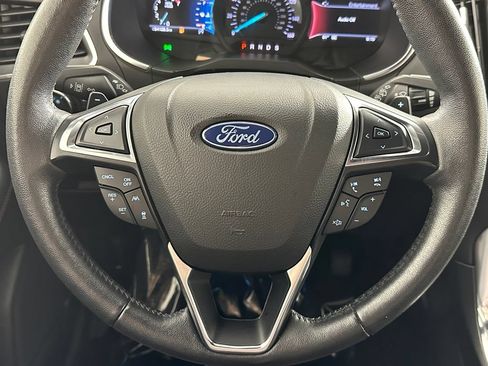 Used 2020 Ford Edge Titanium w/ Equipment Group 301A AWD/4WD image 30