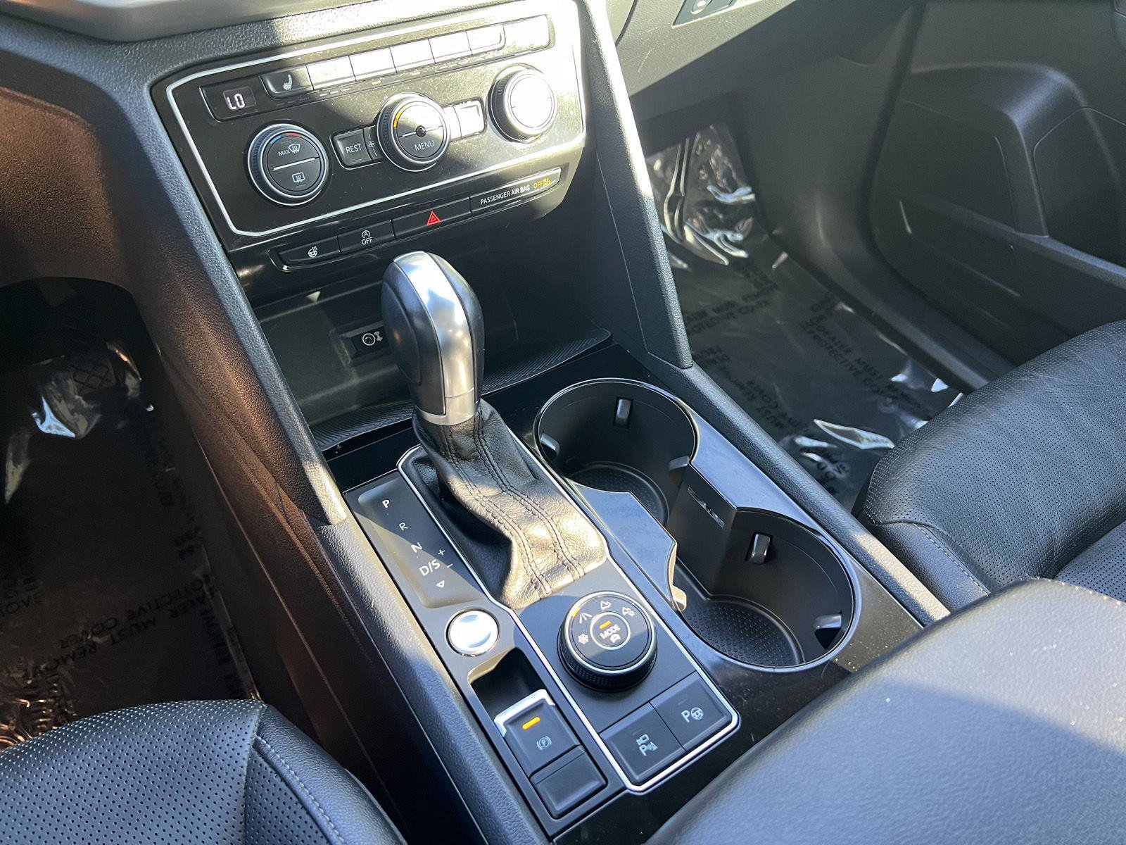 Used 2019 Volkswagen Atlas SEL Premium AWD/4WD image 35