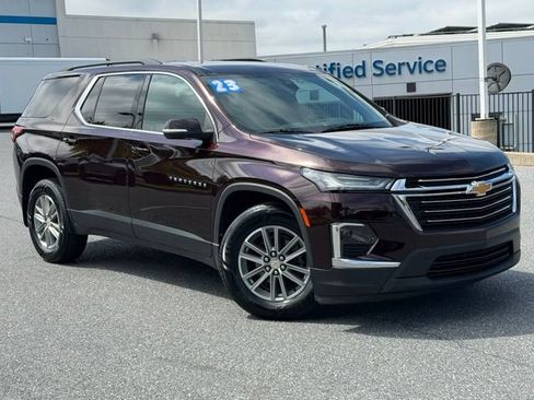 Used 2023 Chevrolet Traverse LT w/ LPO, Floor Liner Package AWD/4WD image 1