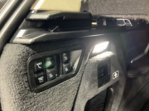 Used 2022 BMW X7 xDrive40i image 6