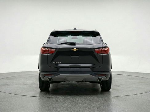 Used 2025 Chevrolet Blazer LT FWD image 7