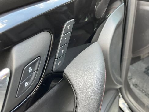 Used 2023 Chevrolet Blazer RS w/ Enhanced Convenience Package image 12