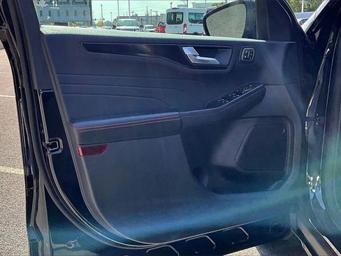 Certified 2022 Ford Escape SEL w/ SEL Stealth AWD Package image 22