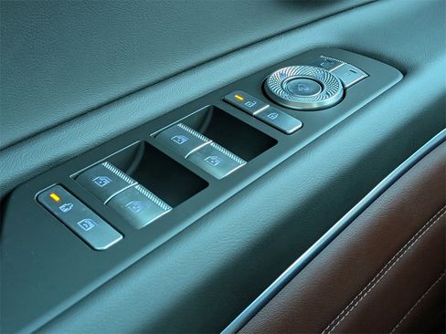 New 2025 Genesis GV80 3.5T Prestige image 28