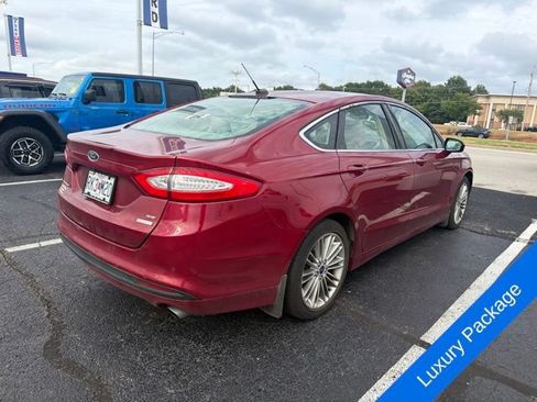 Used 2013 Ford Fusion SE FWD image 6