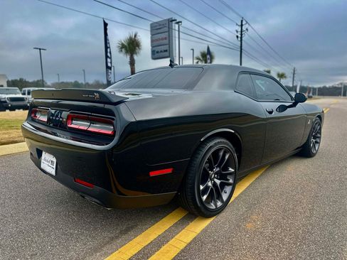 Certified 2022 Dodge Challenger R/T Scat Pack image 6