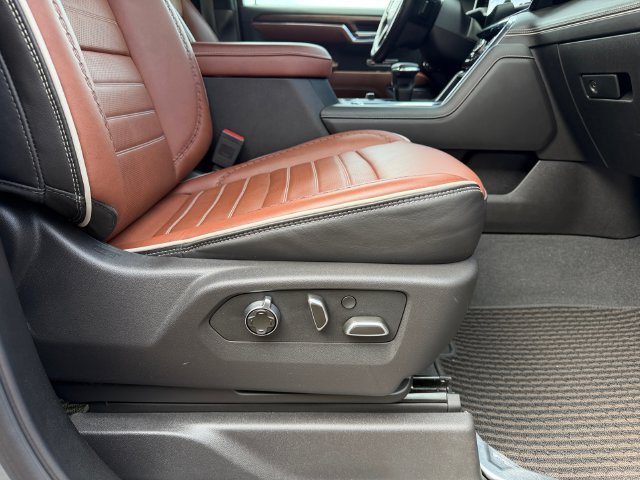 Used 2024 GMC Sierra 1500 Denali Ultimate AWD/4WD image 25