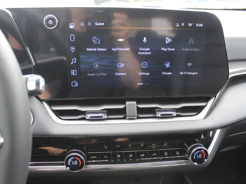 New 2027 Chevrolet Equinox LT w/ Convenience Package II AWD/4WD image 12