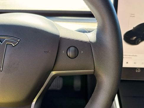 Used 2020 Tesla Model 3 Long Range image 16