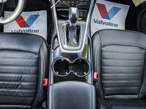 Used 2016 Ford Edge SEL w/ Equipment Group 201A image 26