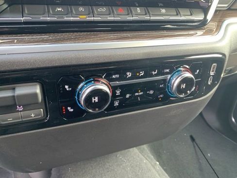 New 2026 GMC Sierra 1500 Elevation image 23