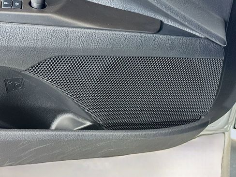 Certified 2022 Toyota Camry SE FWD image 18