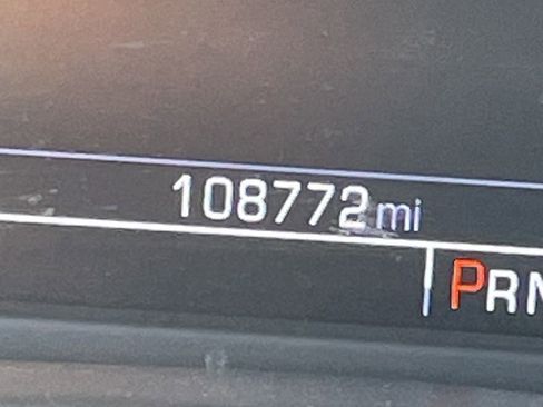 Used 2018 GMC Sierra 2500 SLT w/ Duramax Plus Package AWD/4WD image 10