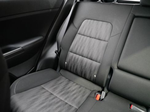 Certified 2020 Kia Sportage LX image 12