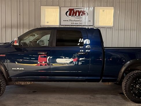 Used 2019 RAM 2500 Laramie image 12