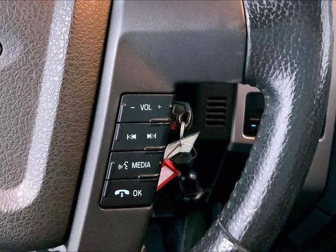 Used 2013 Ford F150 XLT w/ Luxury Equipment Group image 21