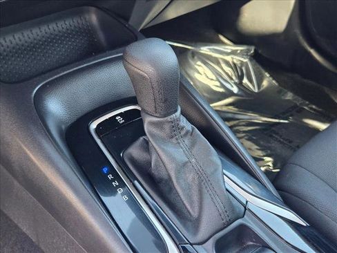 Used 2022 Toyota Corolla LE w/ Carpet Mat Package (TMS) image 12