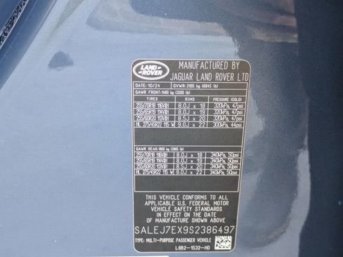 Certified 2025 Land Rover Defender 110 S image 34