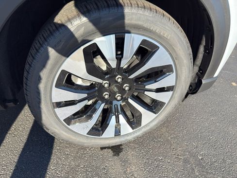 New 2026 Ford Explorer Platinum w/ LUX Leather Package image 10