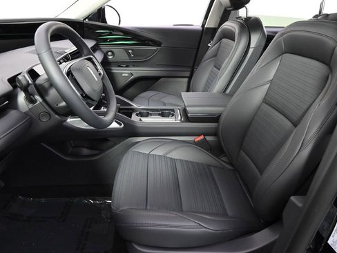 New 2026 Lincoln Nautilus Reserve w/ Jet Appearance Package AWD/4WD image 11