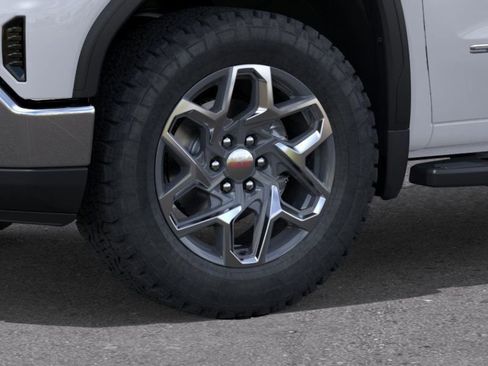 New 2026 GMC Sierra 1500 SLT image 9