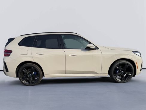 New 2025 BMW X3 xDrive30i w/ Premium Package AWD/4WD image 2