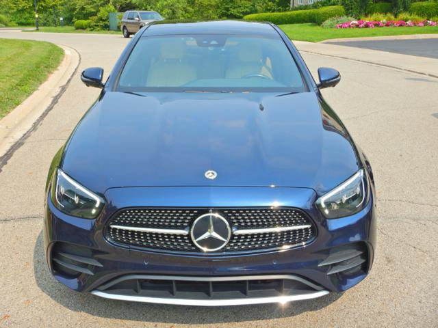 Used 2023 Mercedes-Benz E 350 4MATIC Sedan w/ Premium Package image 7