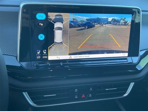 New 2026 Volkswagen Atlas Cross Sport SEL Premium R-Line image 23