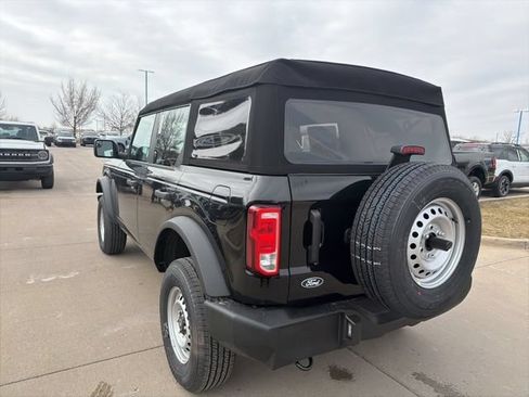 New 2026 Ford Bronco 4-Door AWD/4WD image 8